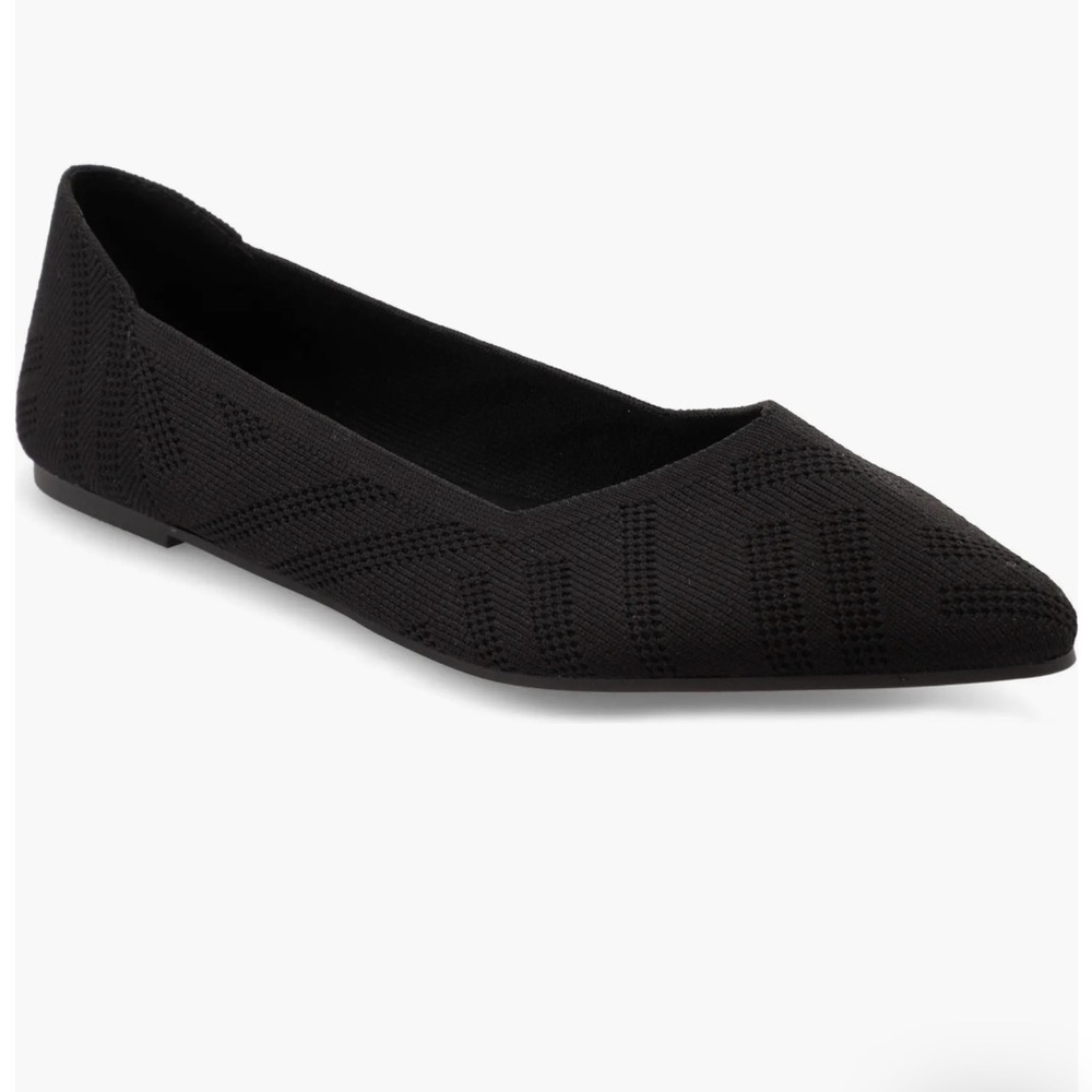 MIA Black Knit Pointed Toe Flats - Women’s SIZE 10